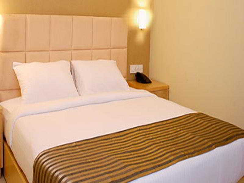 Sandalwood Hotel & Suites Santa Cruz Kültér fotó